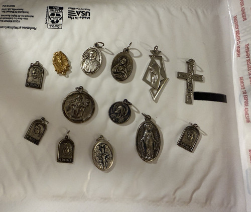 Religious lot medals - religious,